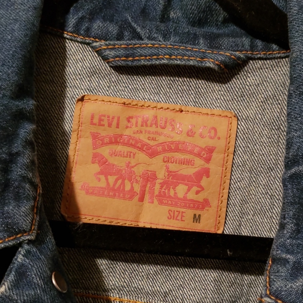 Jacket - Picture 3 of 4